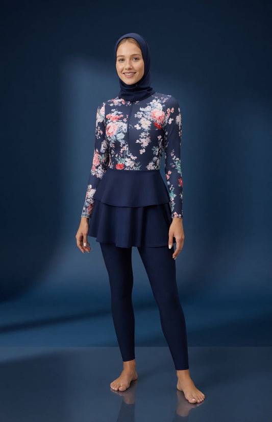 Aria Peplum Burkini Damen Navy Blumenmuster – femininer Peplum-Schnitt, Vorderansicht